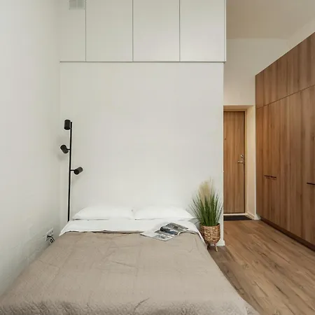 Apartment Air 204